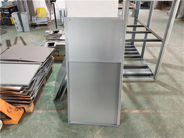 醫(yī)療器設(shè)備鈑金機(jī)箱加工產(chǎn)品
