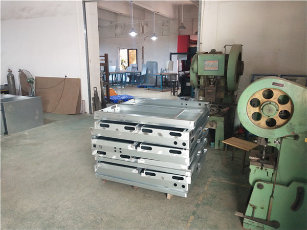 鈑金烘箱加工廠家車間