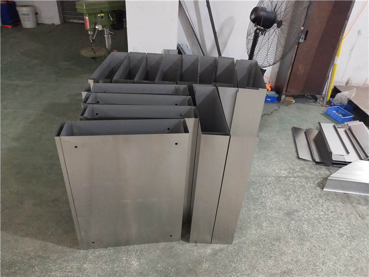 鐵板激光切割加工廠車間